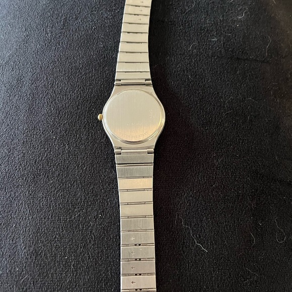 Unisex Movado steel and yellow gold watch with diamond bezel - Picture 2 of 5